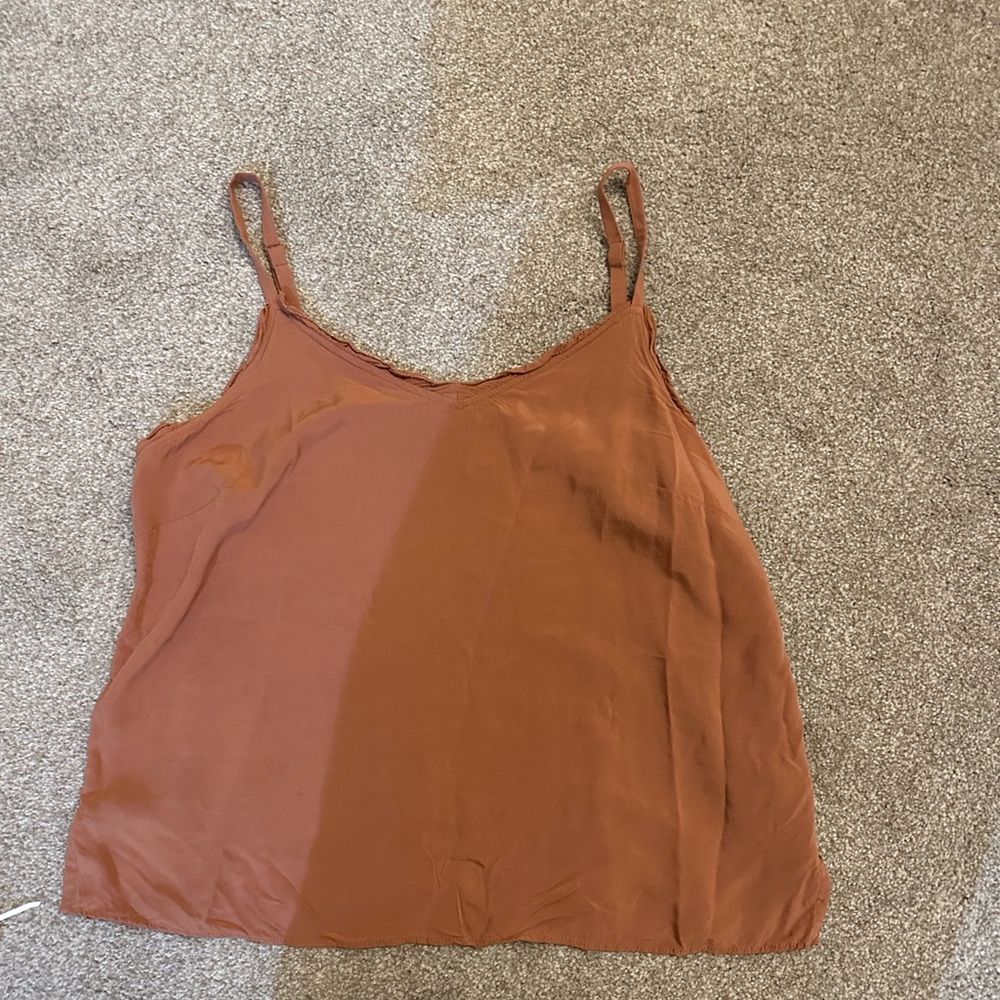 Warm hickory top